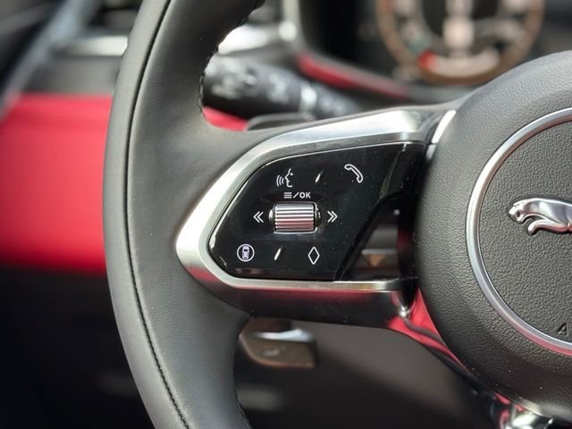 2026 Jaguar F-Pace R-Dynamic S - Photo 23