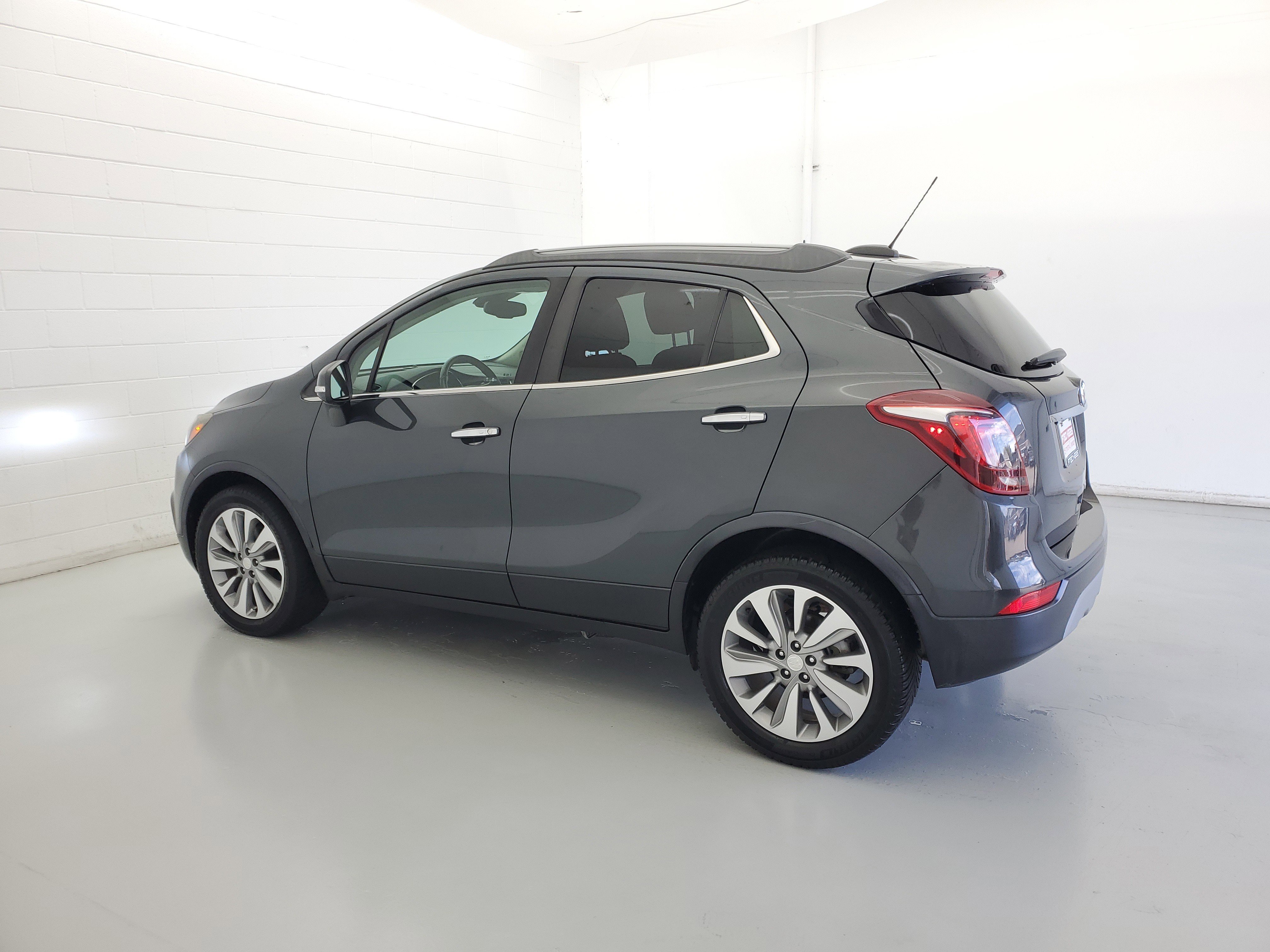 Used 2018 Graphite Gray Metallic Buick Preferred image 7