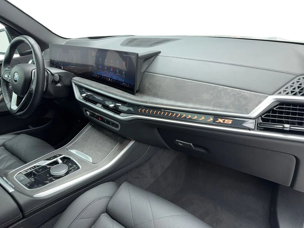 Used 2024 White BMW sDrive40i X LINE,NAV,CAM,PANO,CLMT STS,HEADS UP image 47