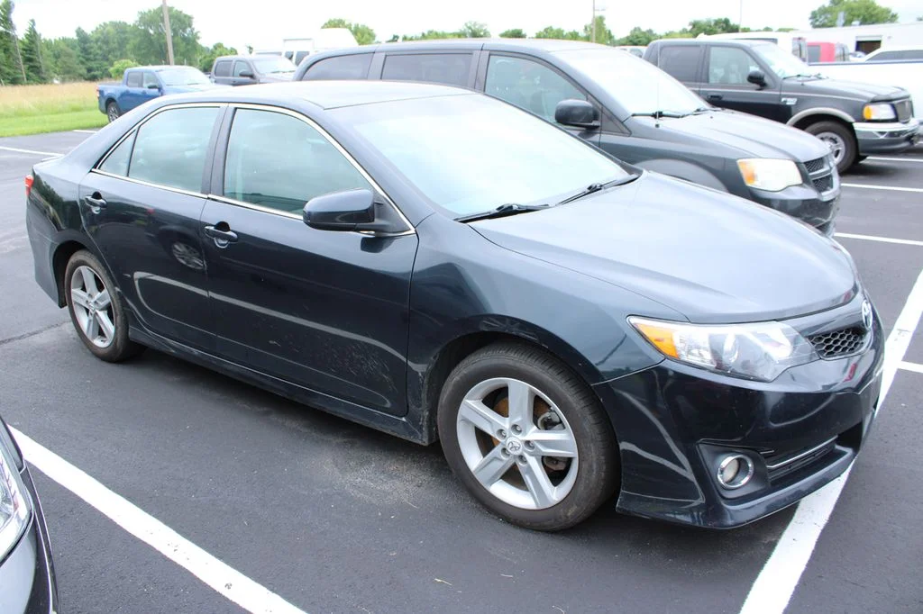 Used 2012 Toyota Camry SE with VIN 4T1BF1FK2CU163070 for sale in Saint James, MO