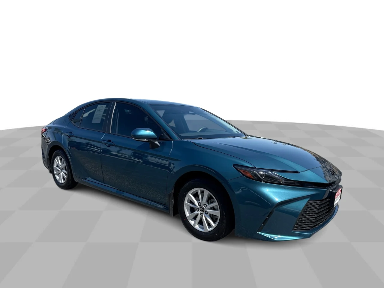 Used 2025 Ocean Gem Toyota LE image 2