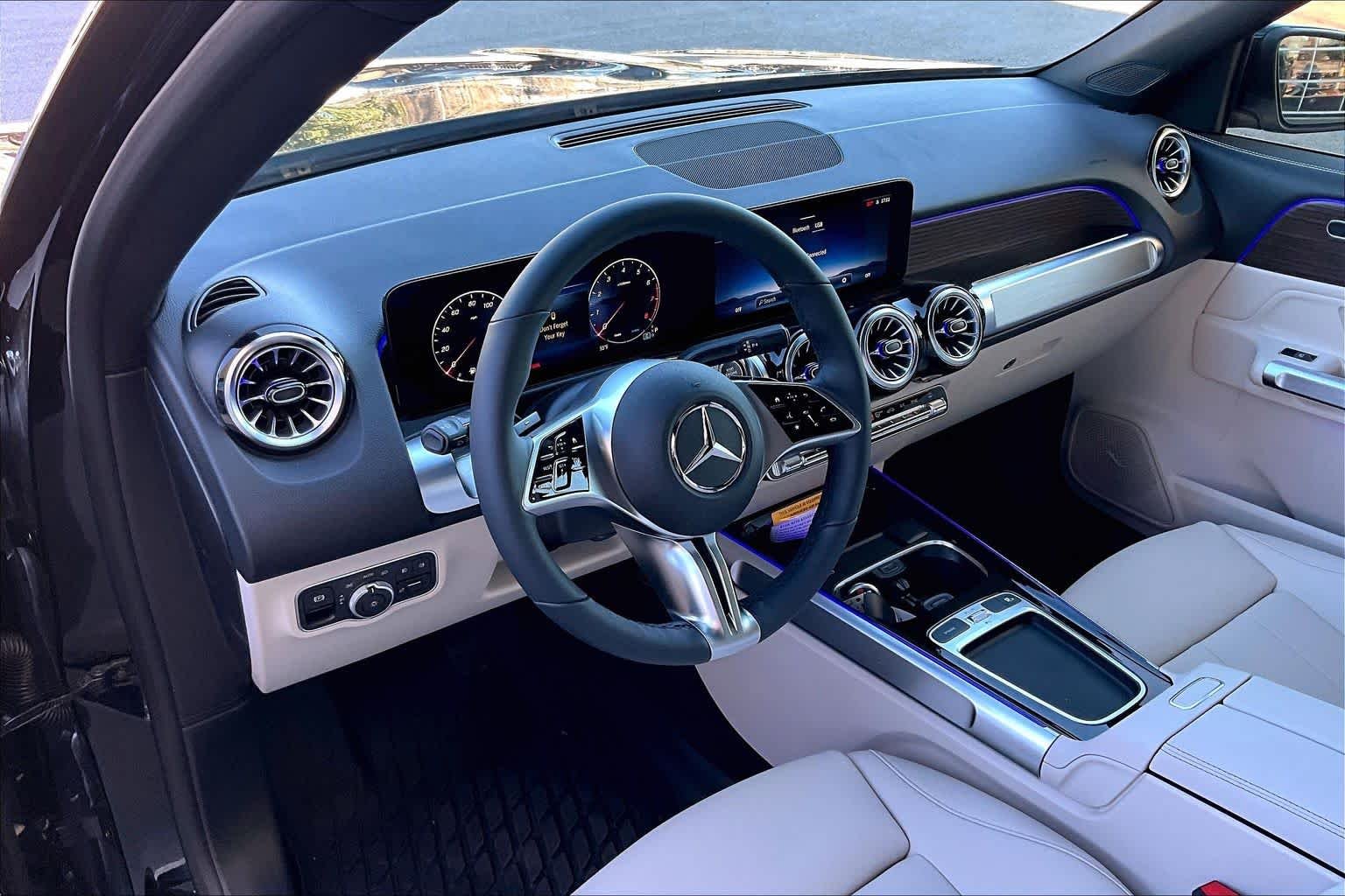 New 2026 Night Black Mercedes-Benz GLB 250 image 8