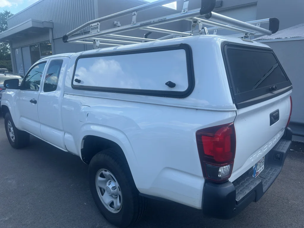 Used 2018 Super White Toyota SR image 3