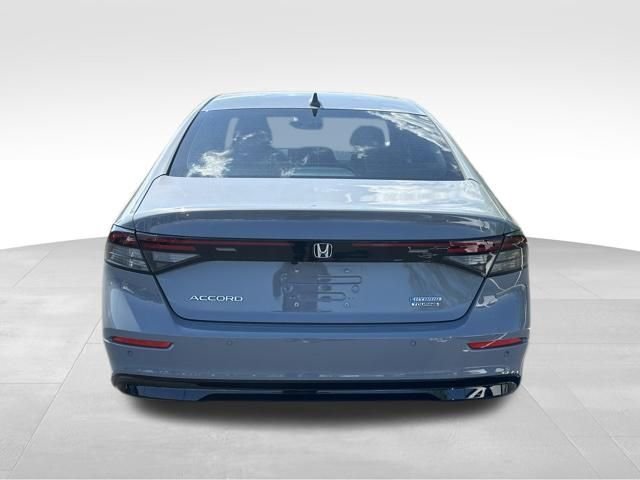 Used 2024 Gray Honda Touring image 6