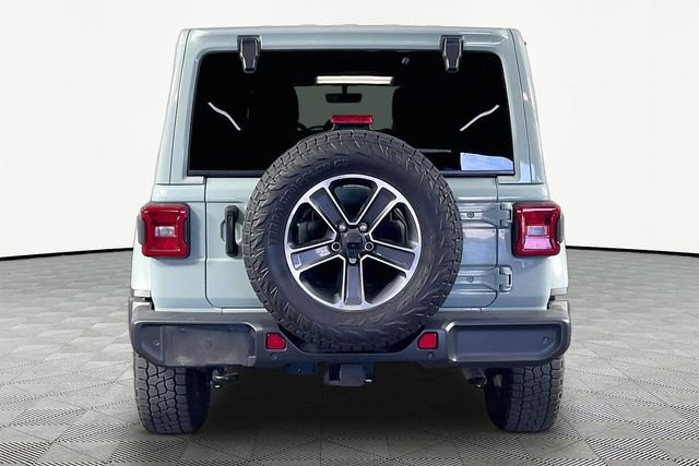 Used 2023 Gray Jeep Sahara image 5