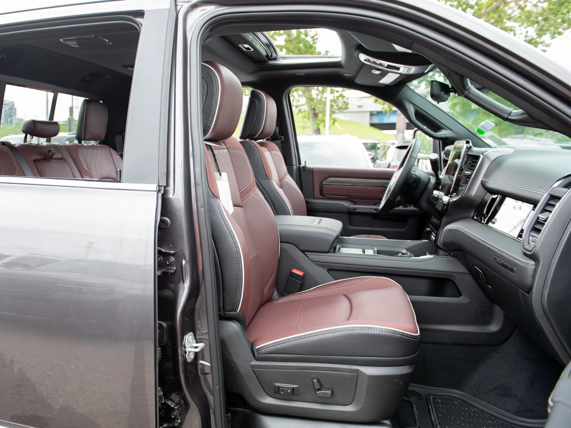New 2026 Grey RAM Limited* image 28