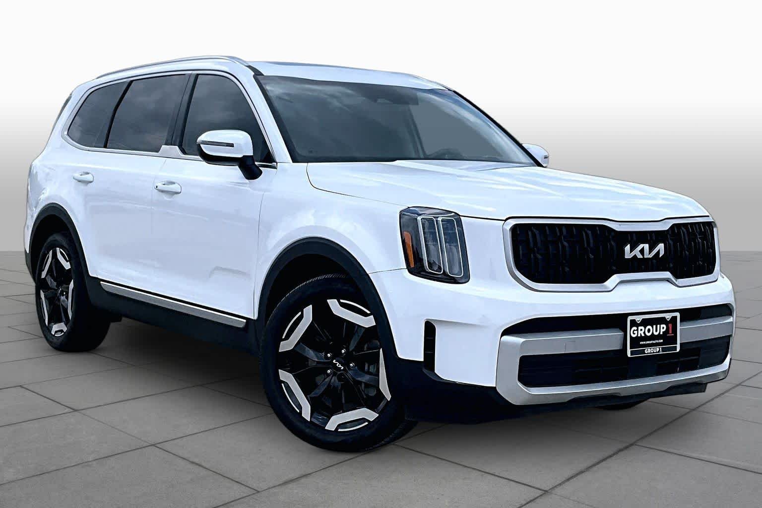 Pre-Owned 2024 Kia Telluride EX
