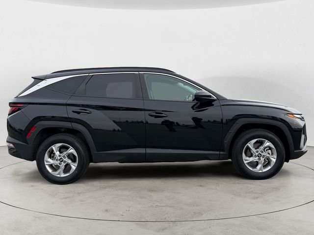 Used 2024 Black Hyundai SEL image 4