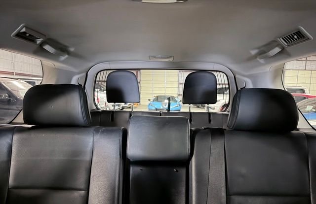 Used 2018 Gray Lexus 460 image 17