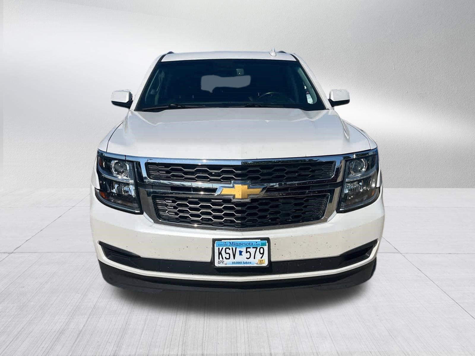 Used 2018 Chevrolet Suburban LT with VIN 1GNSKHKC3JR231777 for sale in Brooklyn Center, Minnesota