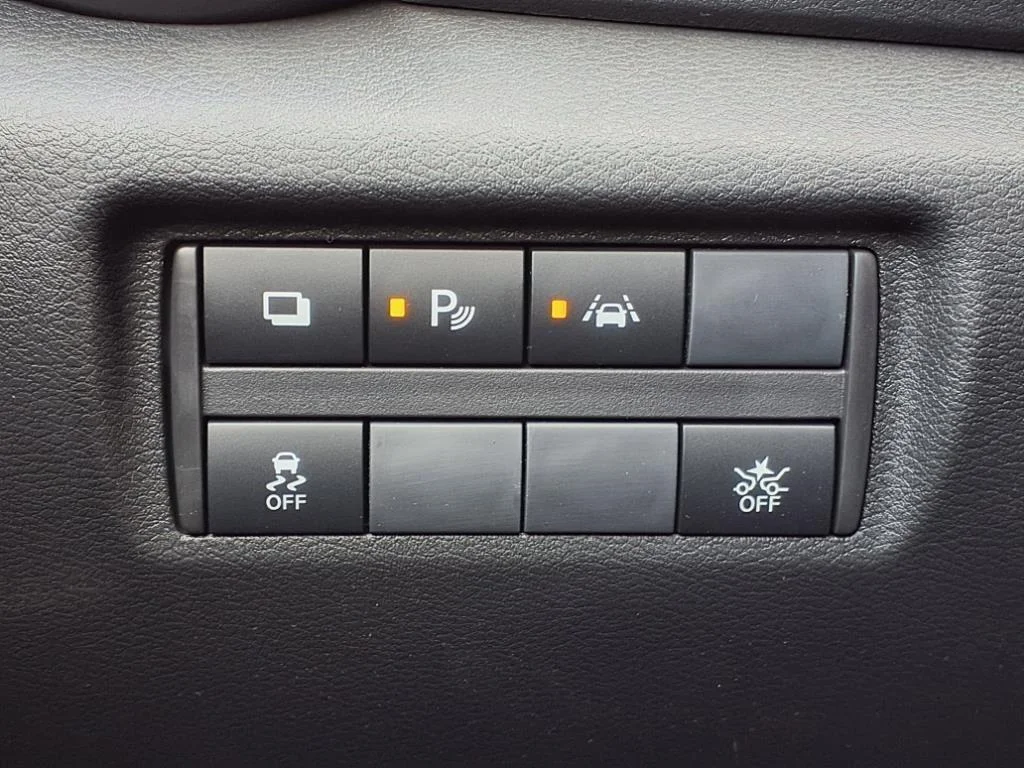 2025 Nissan Versa Sedan S - Photo 16