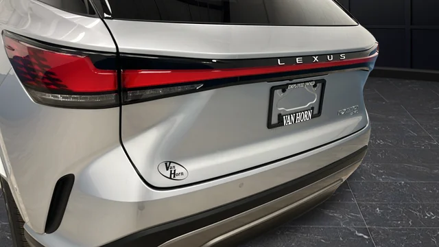 Used 2024 Iridium Lexus 350h Premium Plus image 38