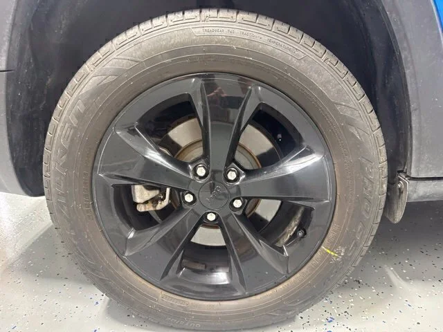 Used 2021 Blue Jeep Latitude Plus image 6