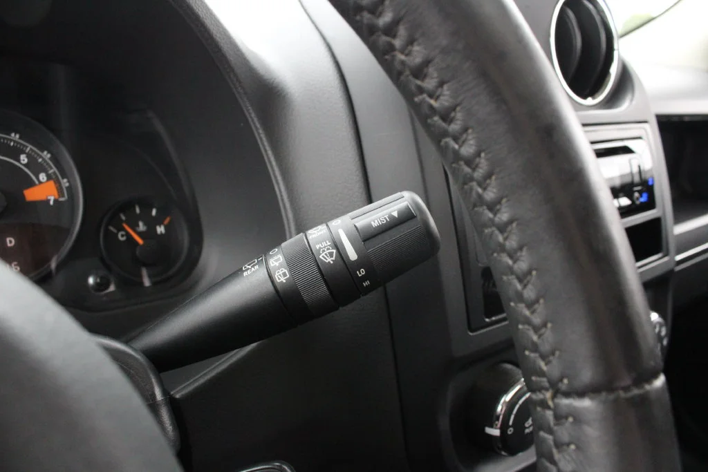 Used 2016 Black Jeep High Altitude image 13
