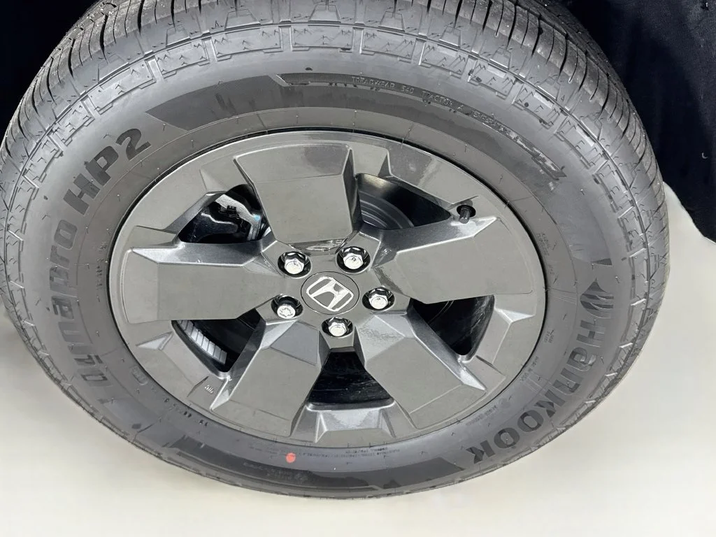 New 2026 Sonic Gray Pearl Honda RTL image 13