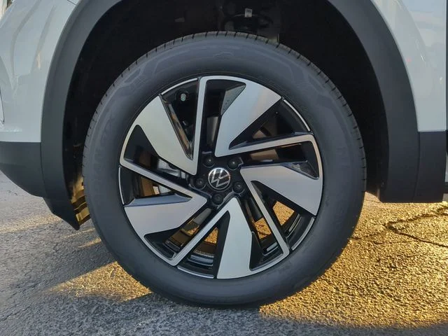 2026 Volkswagen Atlas SE w/Tech - Photo 34