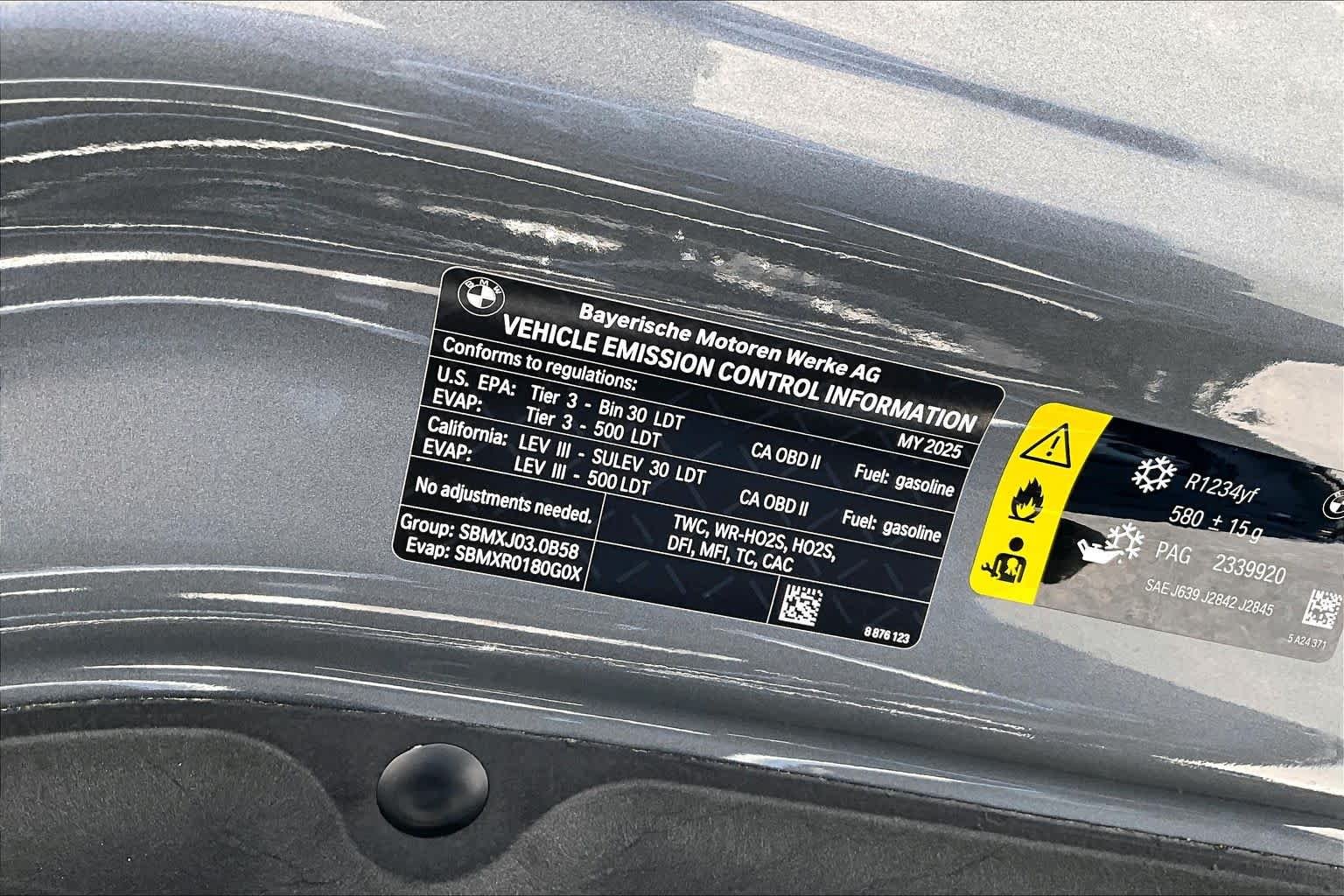 Certified Used 2025 Skyscraper Grey Metallic BMW sDrive40i image 33