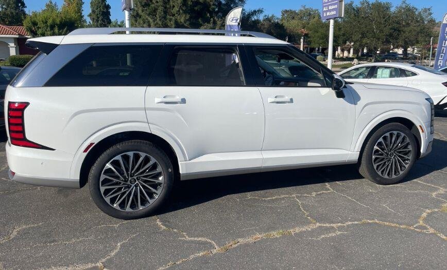 Certified Used 2026 Creamy White Pearl Hyundai Calligraphy image 4