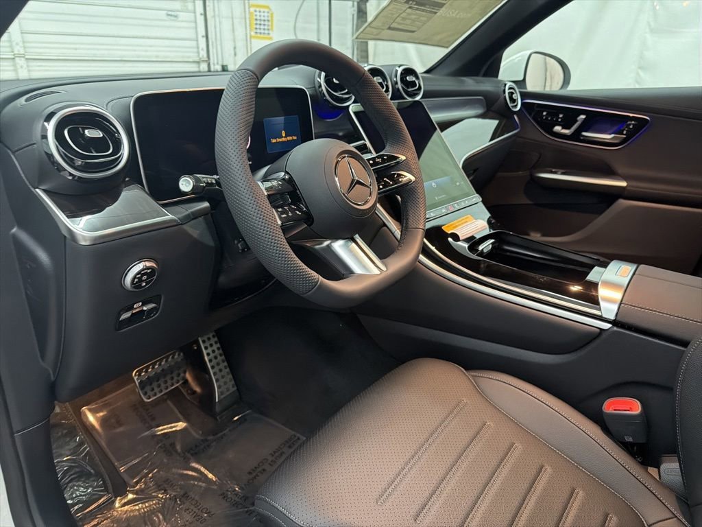 New 2026 Polar White Mercedes-Benz GLC 300 image 46
