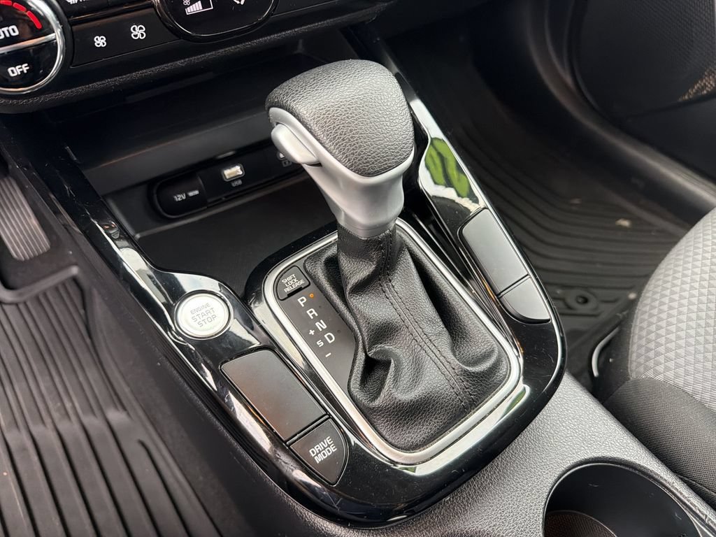 2024 Kia Soul S - Photo 16