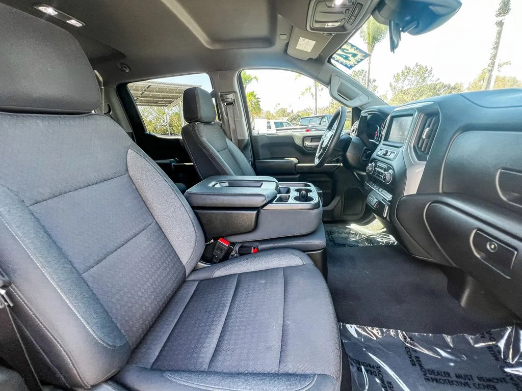 Used 2024 Black Chevrolet Custom image 15
