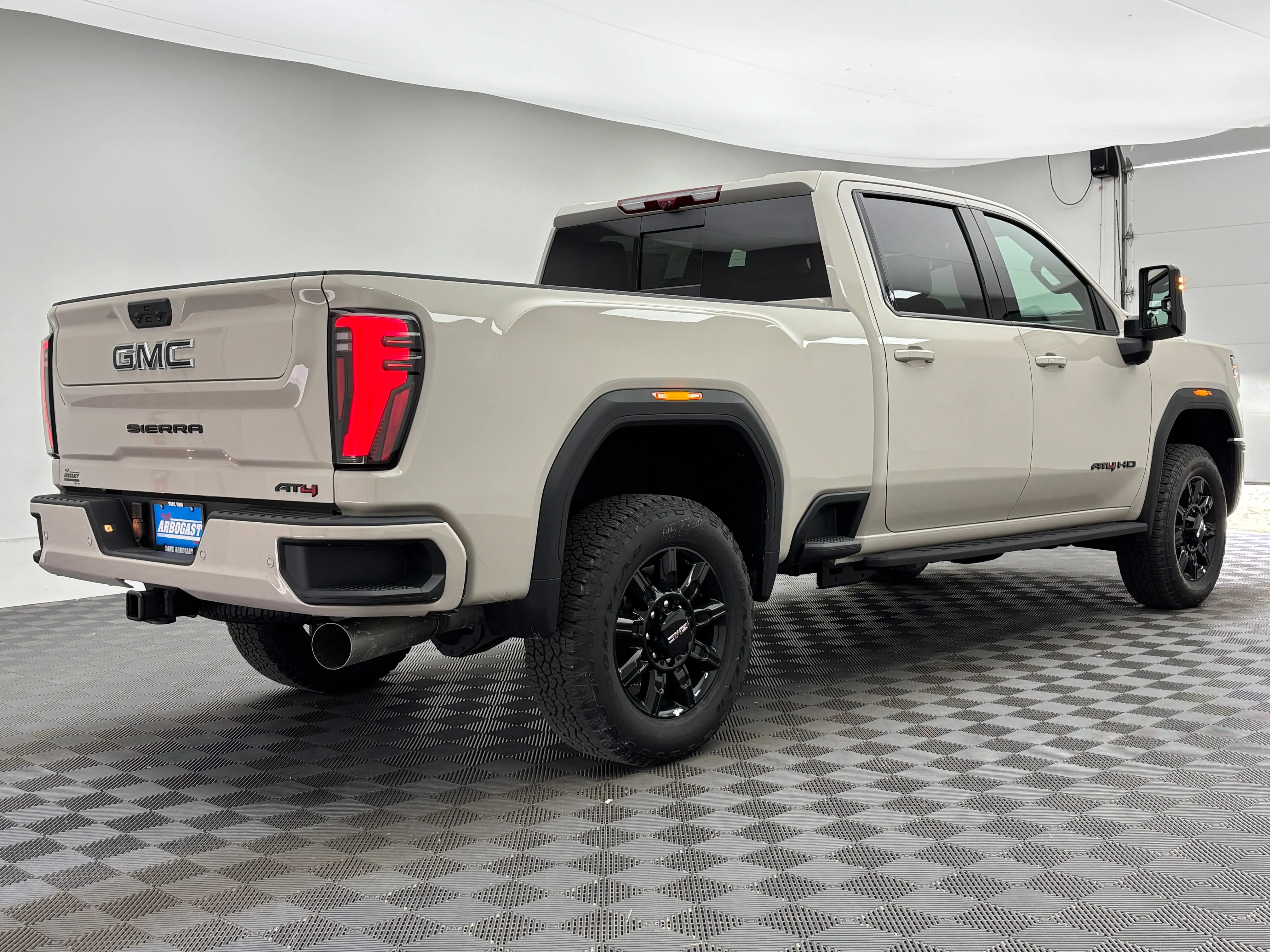 2026 GMC Sierra 2500HD AT4 - Photo 10