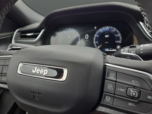 2025 Jeep Grand Cherokee Altitude - Photo 22
