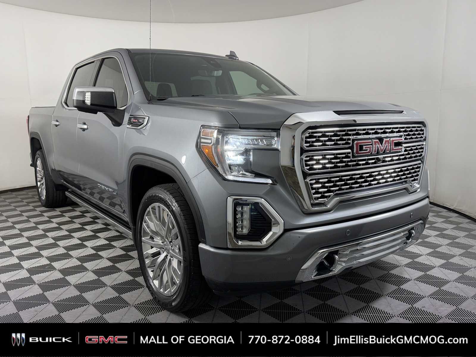 2019 GMC Sierra 4WD Crew Cab Short Box's photo