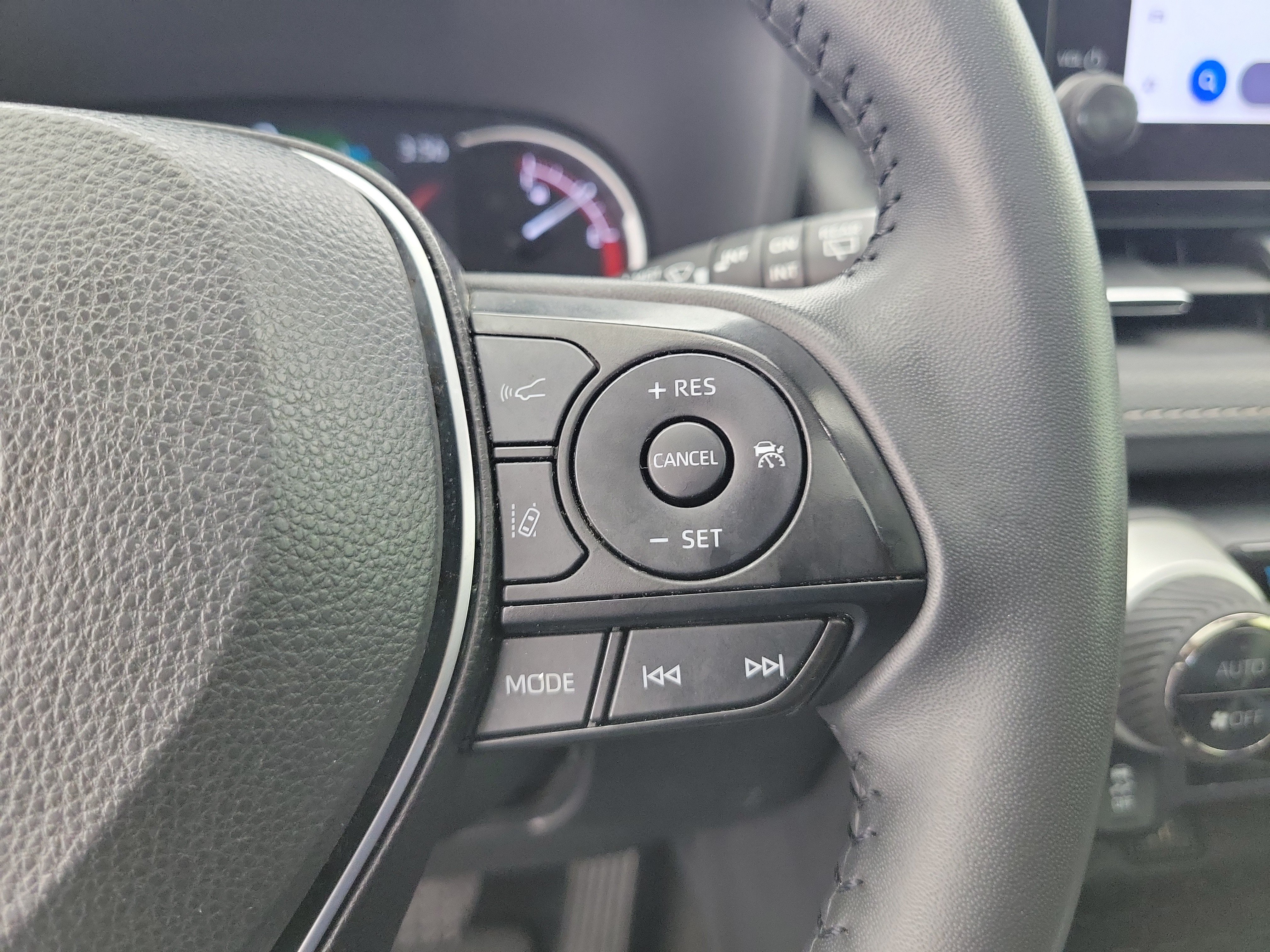 Used 2024 Midnight Black Metallic Toyota XLE Premium image 26