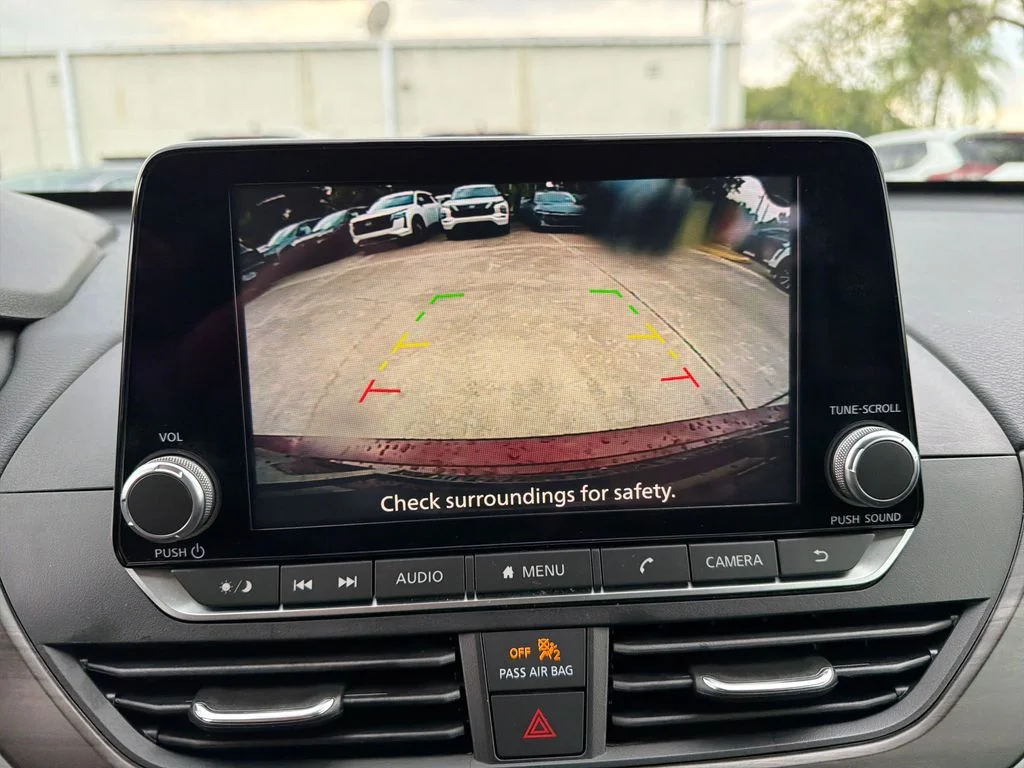 2024 Nissan Altima SV - Photo 26