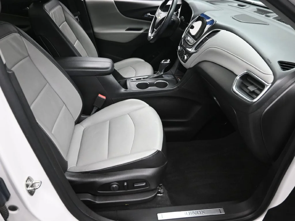 Used 2019 Beige Chevrolet Premier image 9