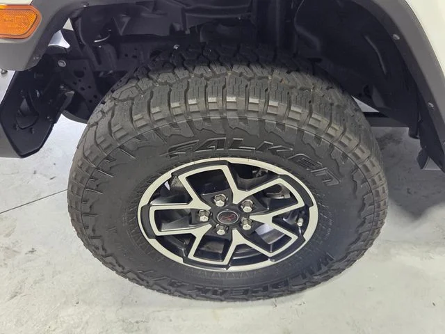 Used 2025 White Jeep Rubicon image 16