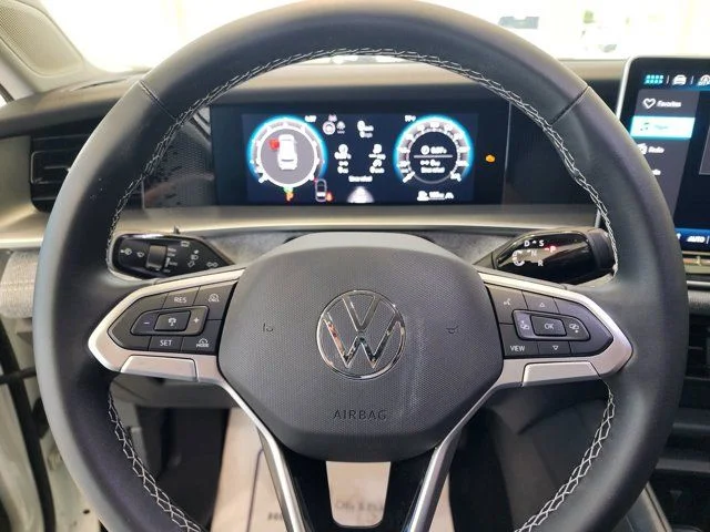 Used 2025 White Volkswagen 2.0T S image 30