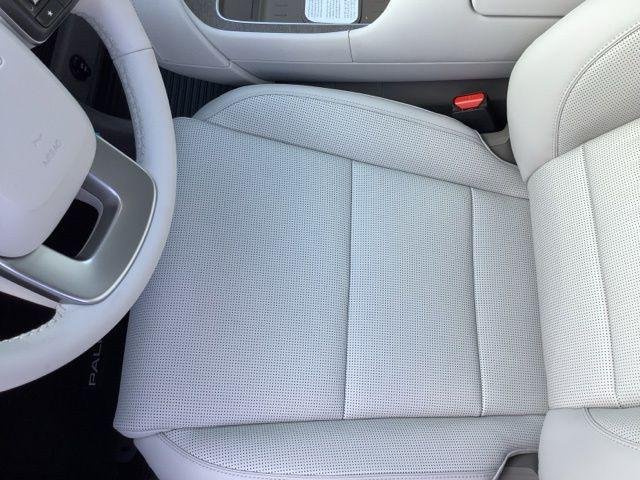 New 2026 Abyss Black Hyundai SEL Premium image 9