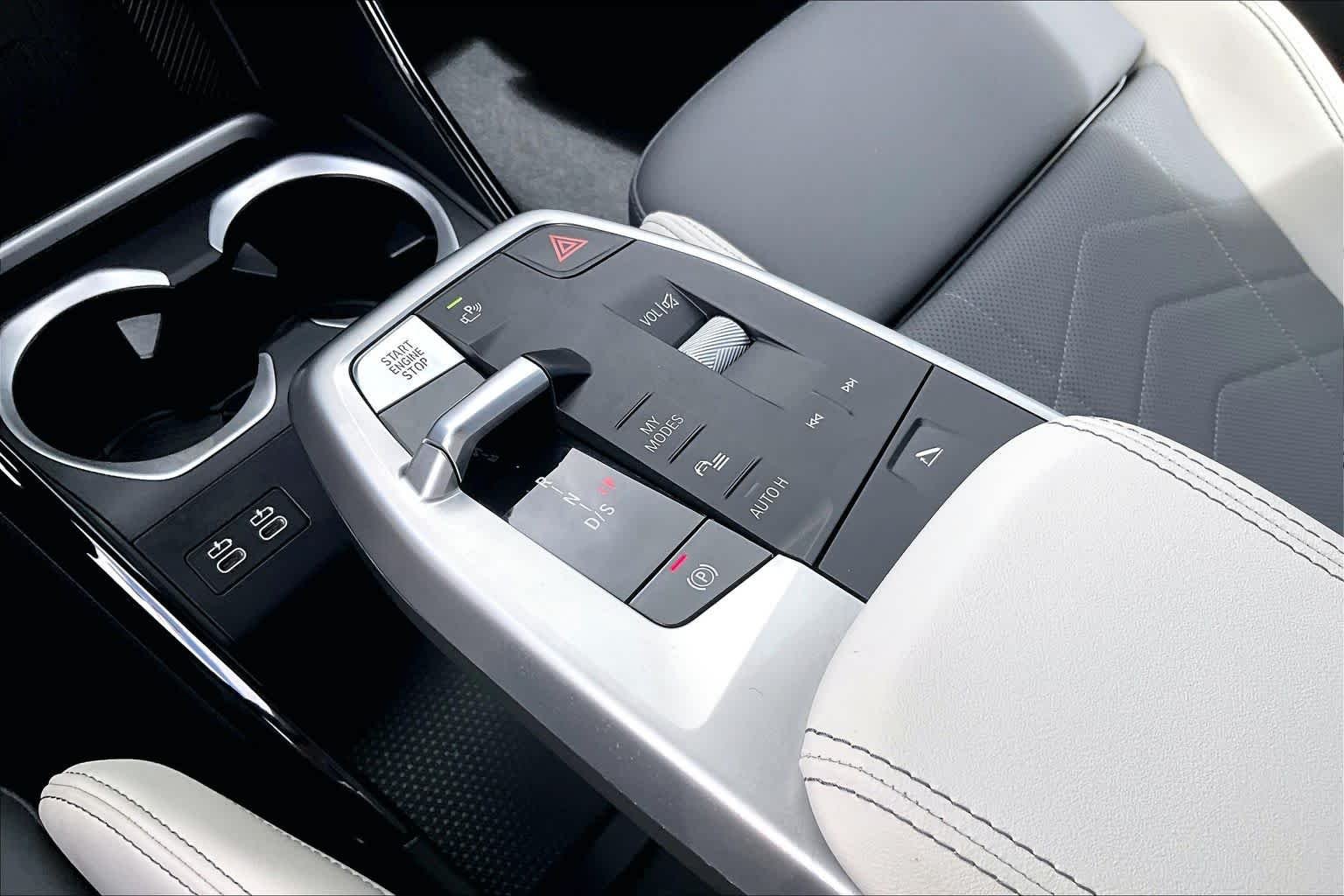 Used 2026 Brooklyn Grey Metallic BMW xDrive28i image 16