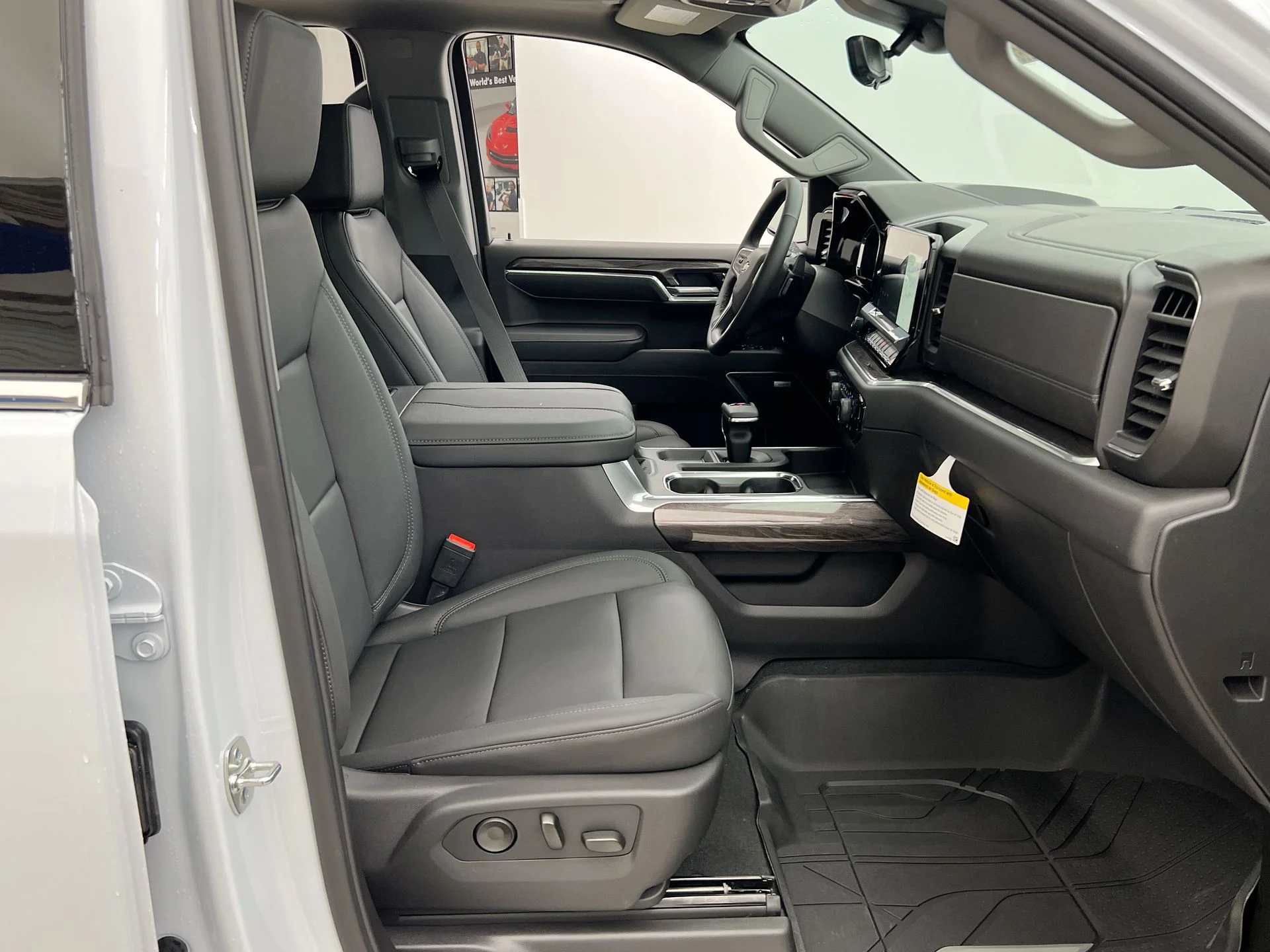 2026 Chevrolet Silverado 1500 LTZ - Photo 62