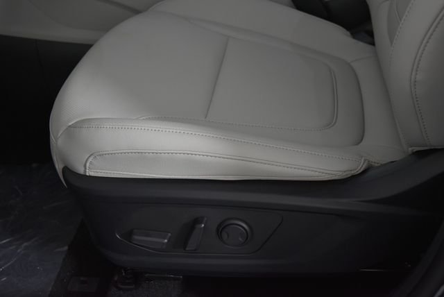 New 2026 Black Hyundai SEL Premium AWD image 32