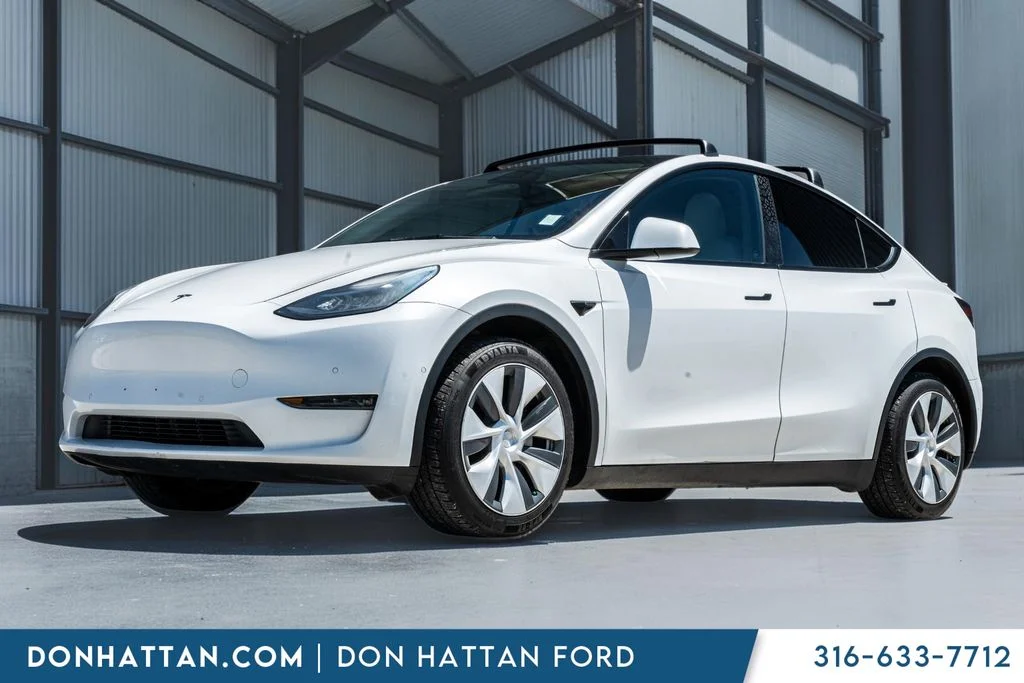 2021 Tesla Model Y Long Range Dual Motor All-Wheel Drive's photo