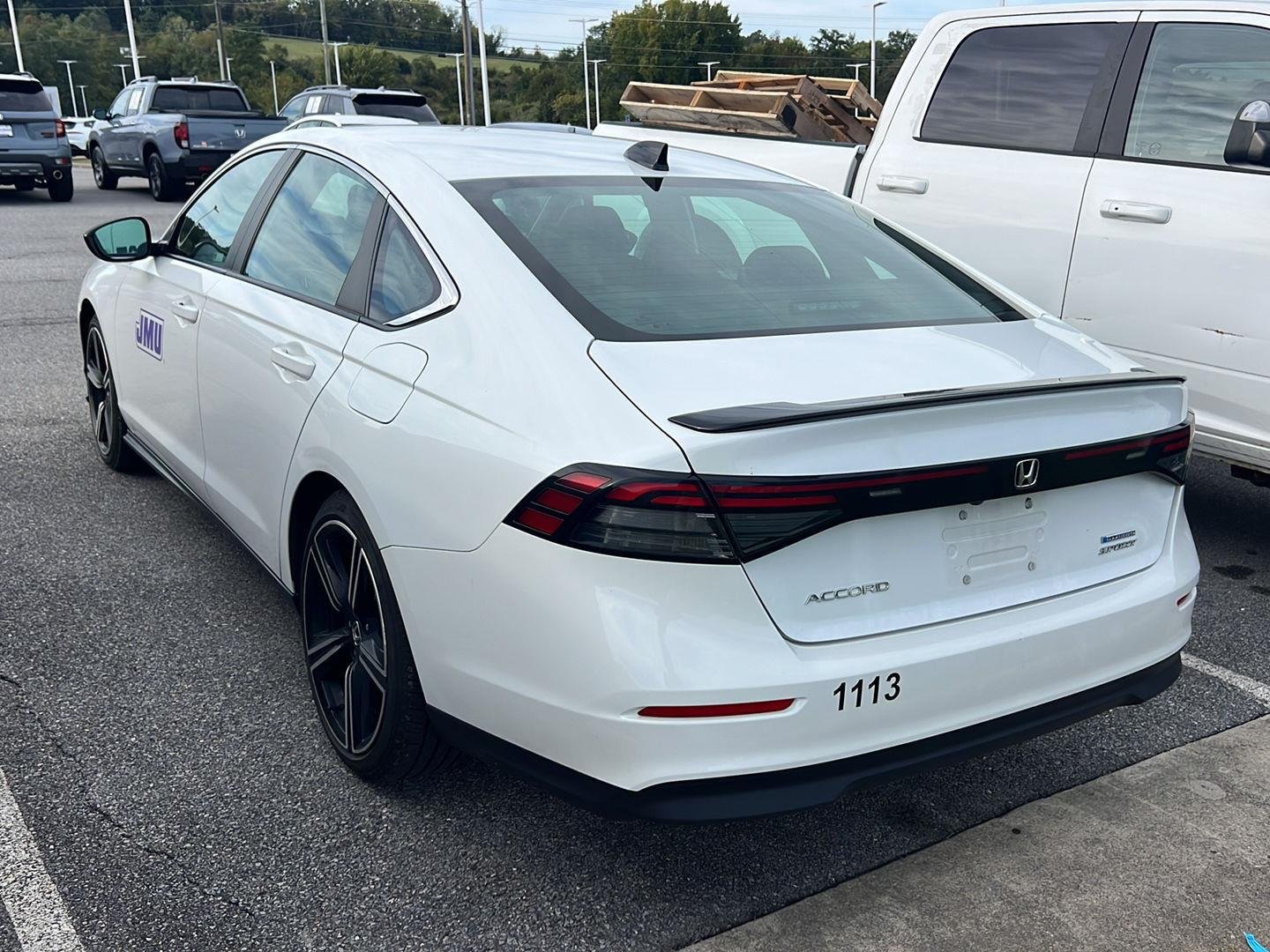 Used 2024 Platinum White Pearl Honda Sport image 2