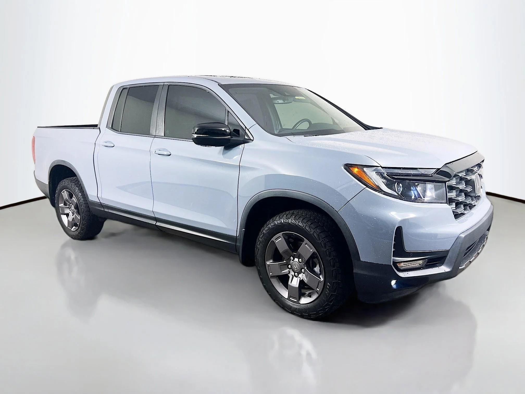 Certified Used 2024 Sonic Gray Pearl Honda AWD TRAILSPORT image 26