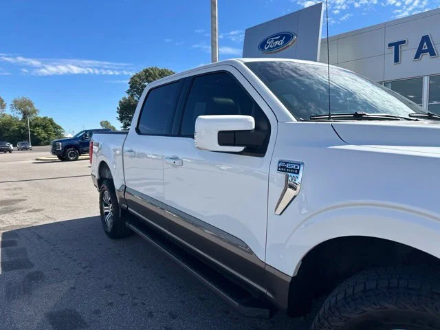 Used 2021 Star White Ford King Ranch image 7