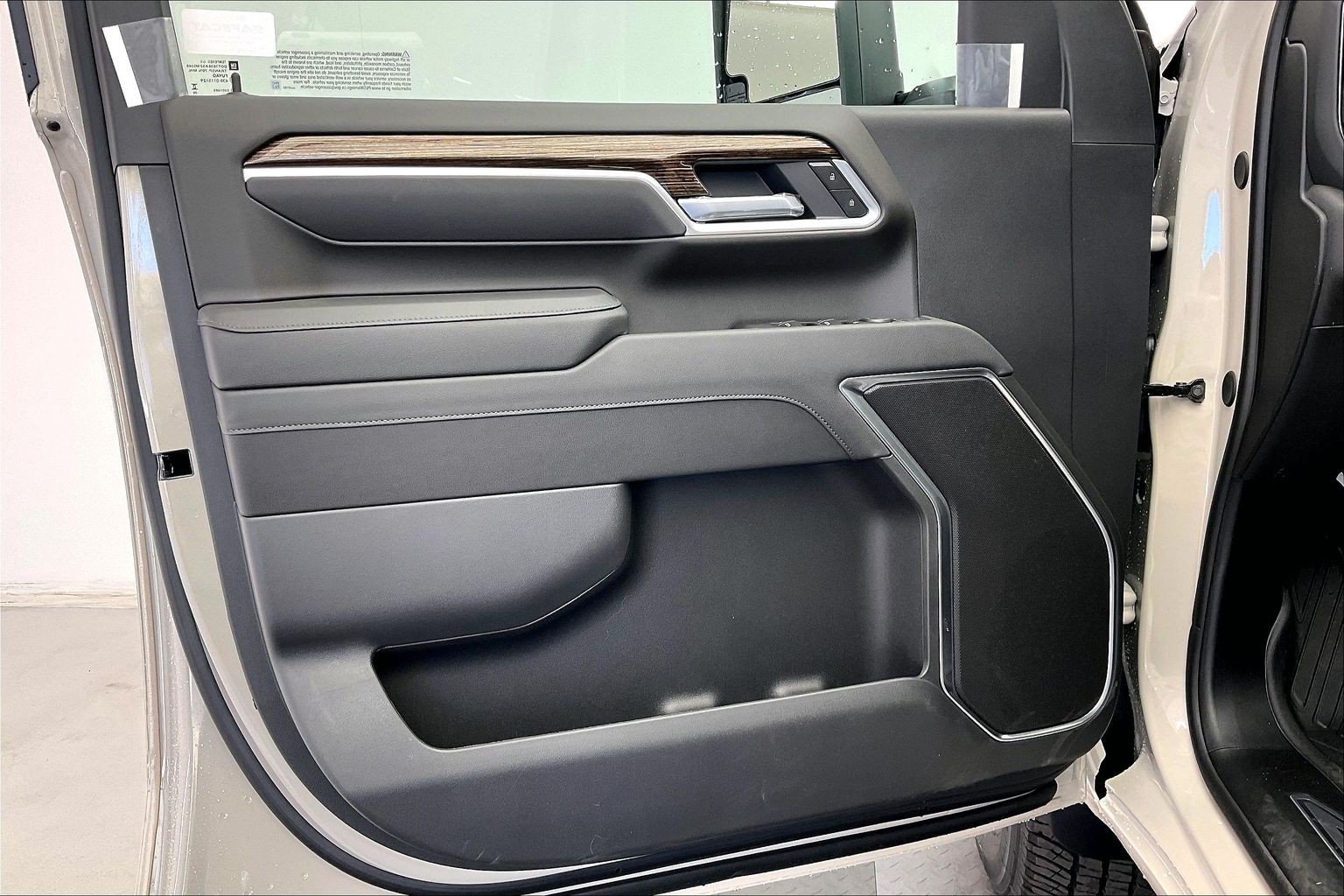 New 2026 Coastal Dune GMC SLE image 12