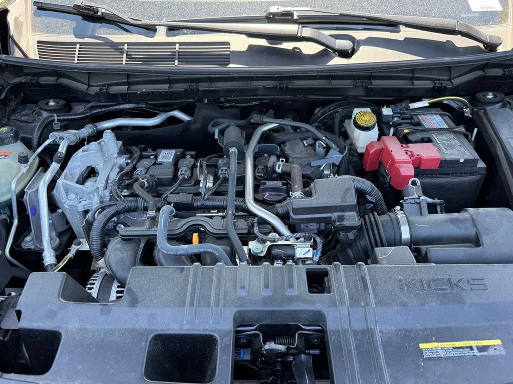 Used 2025 Black Nissan SR image 19