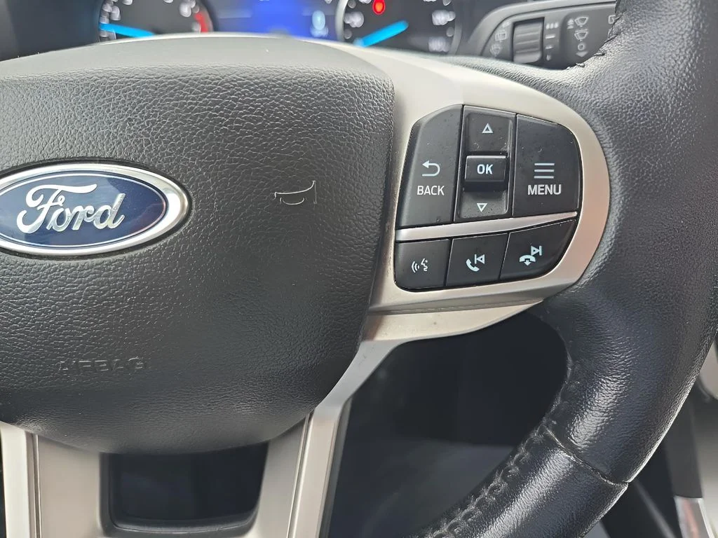 Used 2022 Stone Blue Metallic Ford XLT image 16