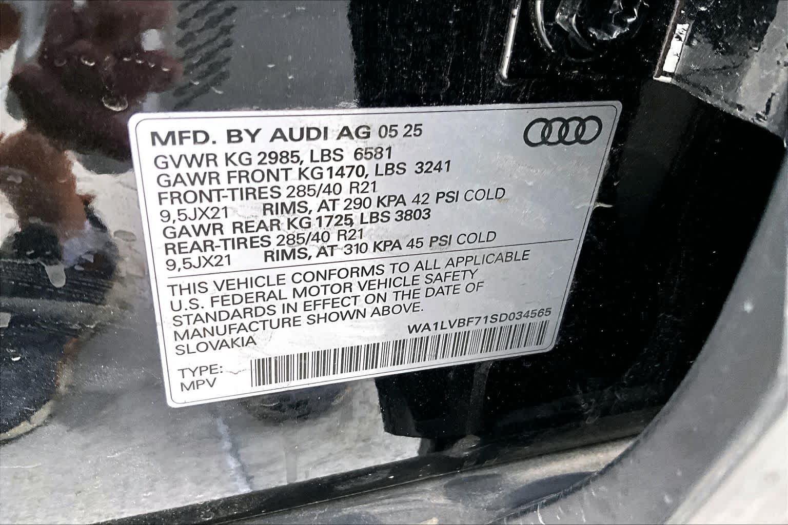 Used 2025 Mythos Black Metallic Audi Premium Plus image 33