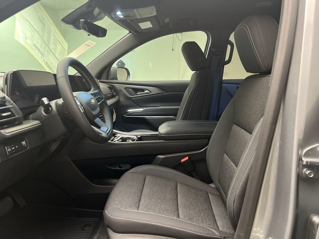 2026 Chevrolet Traverse LT - Photo 11