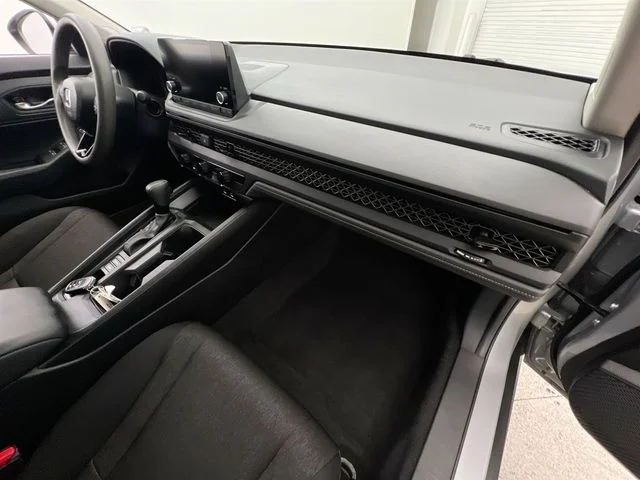 2024 Honda Accord LX - Photo 13