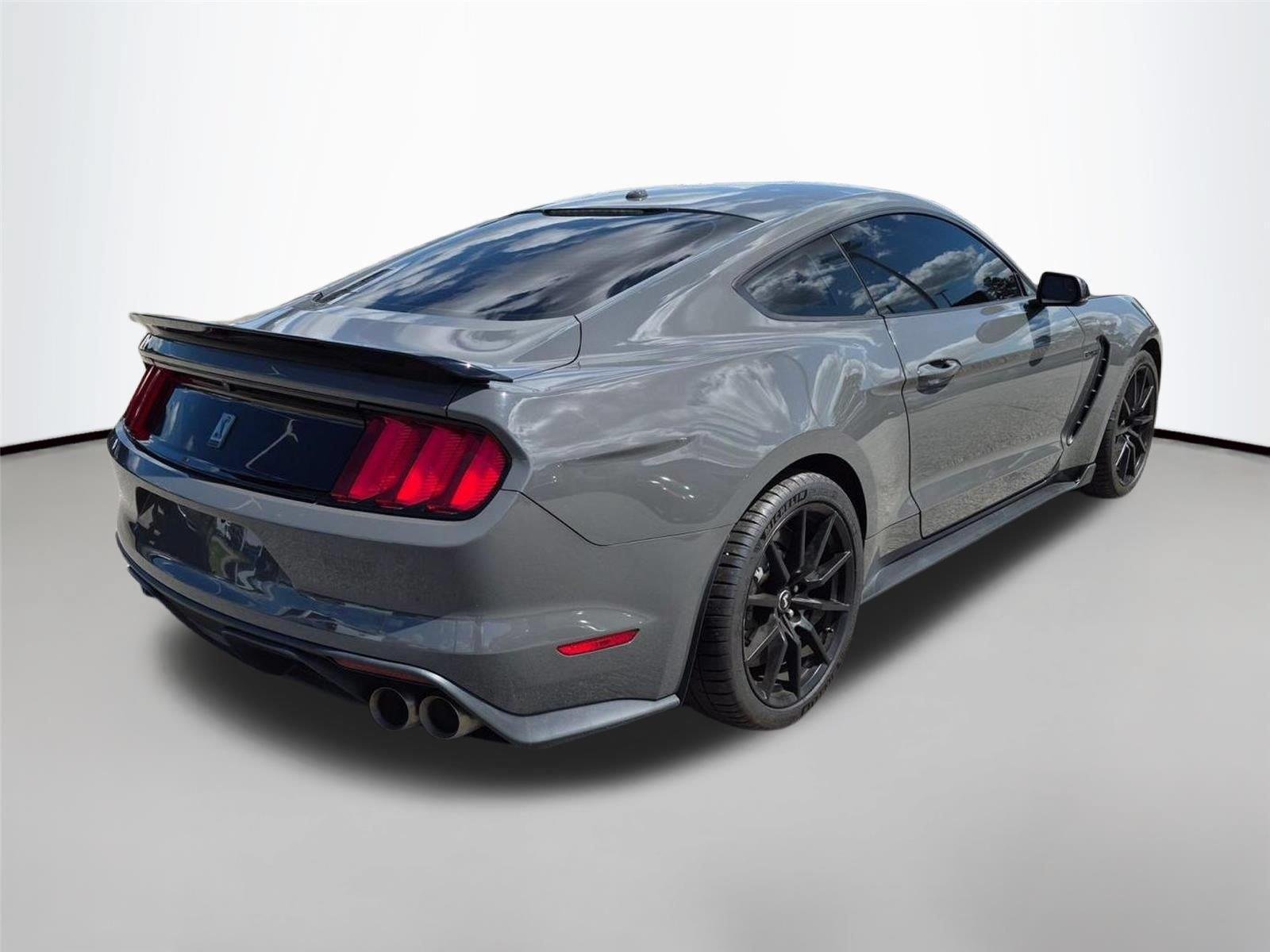 Used 2018 Lead Foot Gray Ford Shelby GT350 image 5