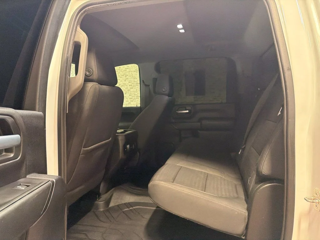 Used 2021 Summit White Chevrolet LT image 13