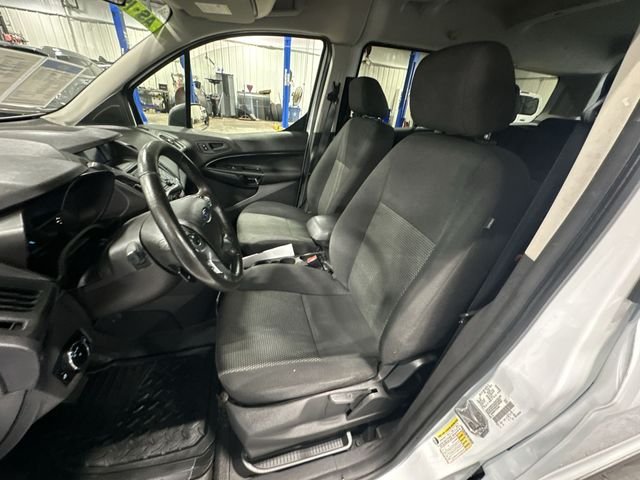 Used 2017 White Ford XL image 17